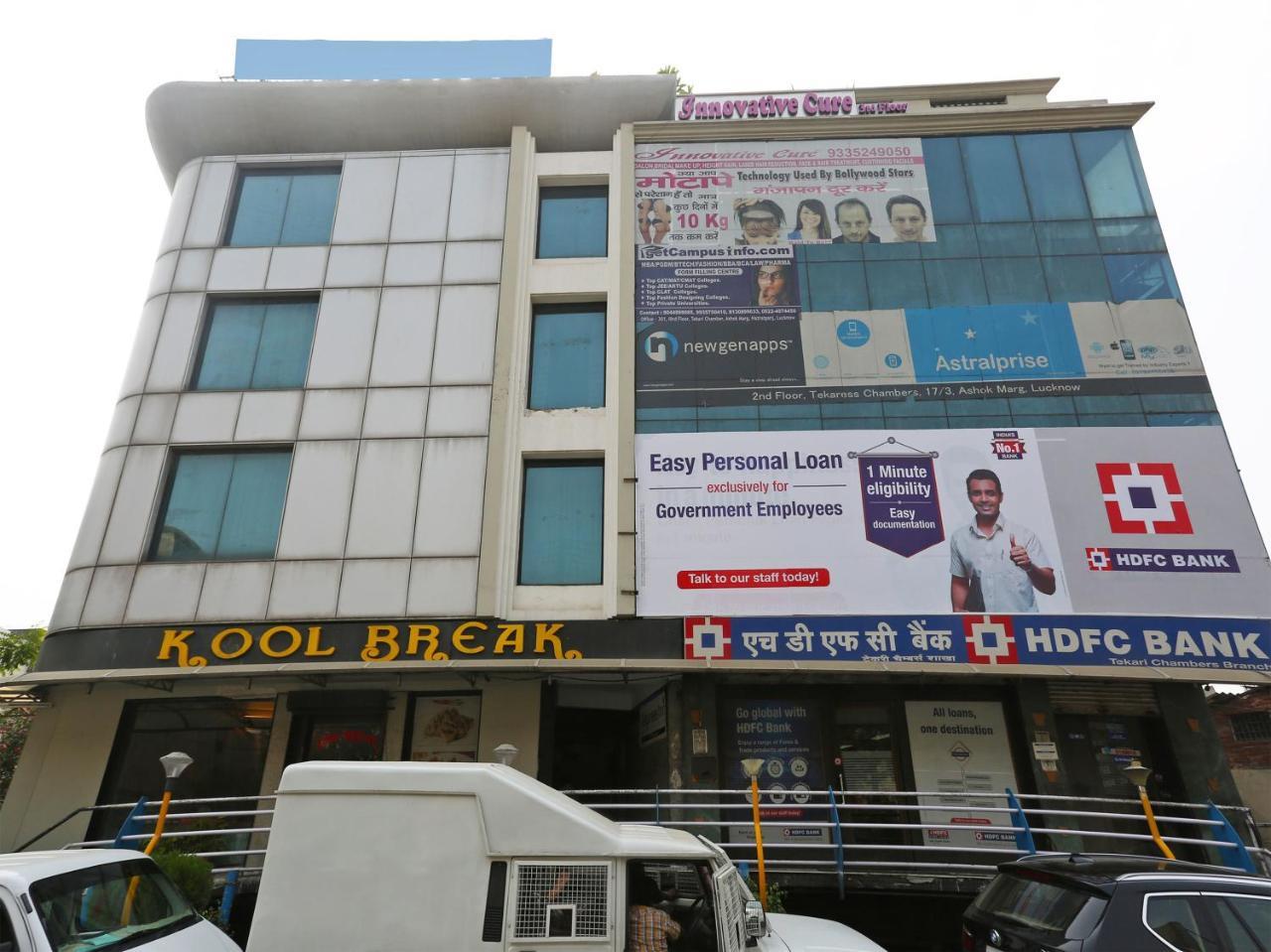 Oyo 3499 Tekarees Lucknow